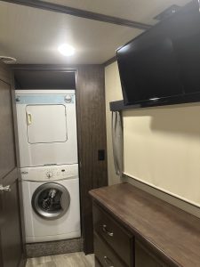 Listing image 10144